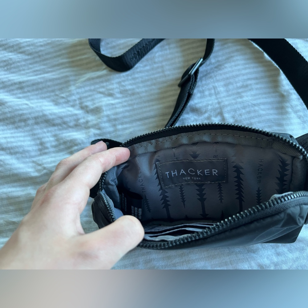 Thacker aurora nylon crossbody belt bag - Picture 6 of 9